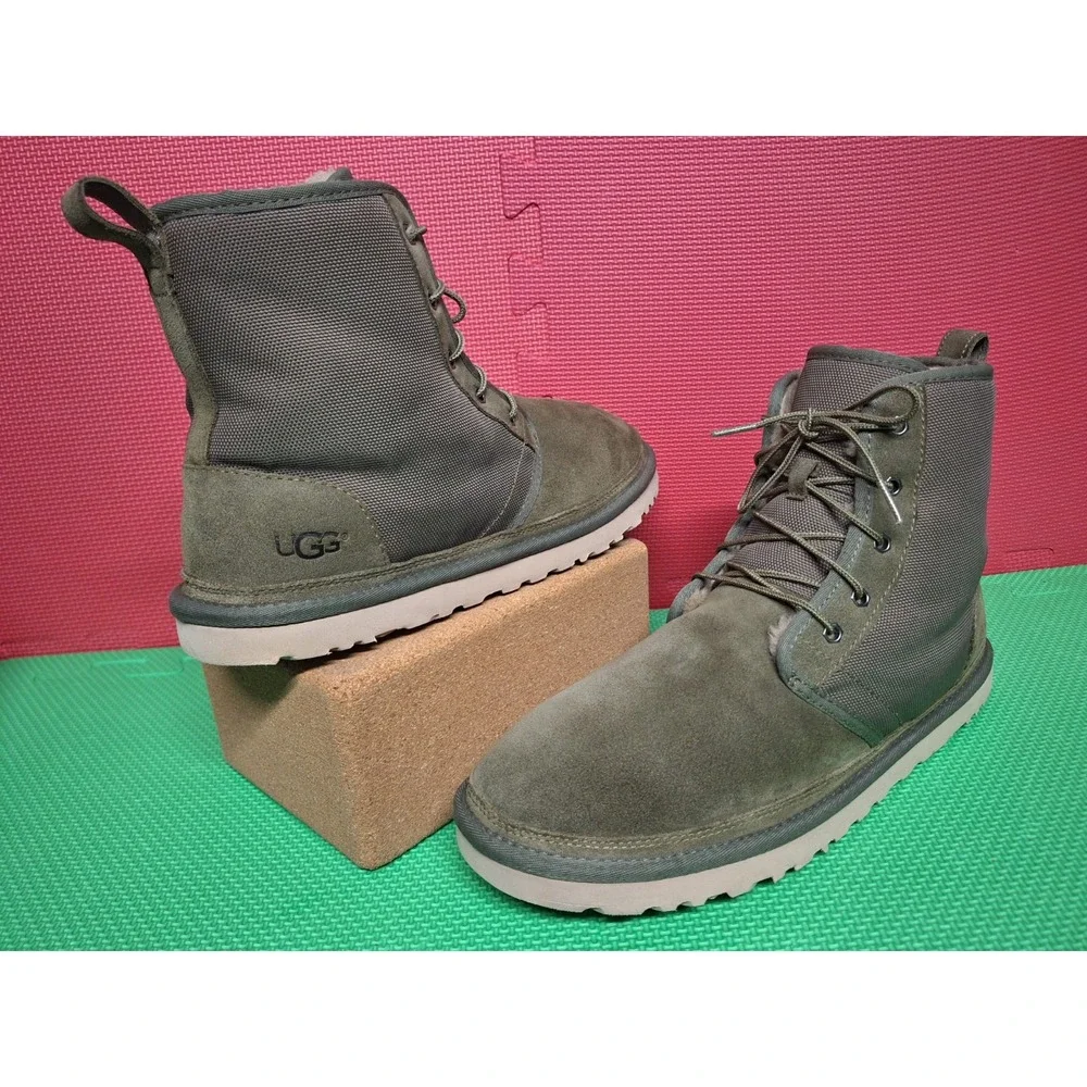 UGG this super